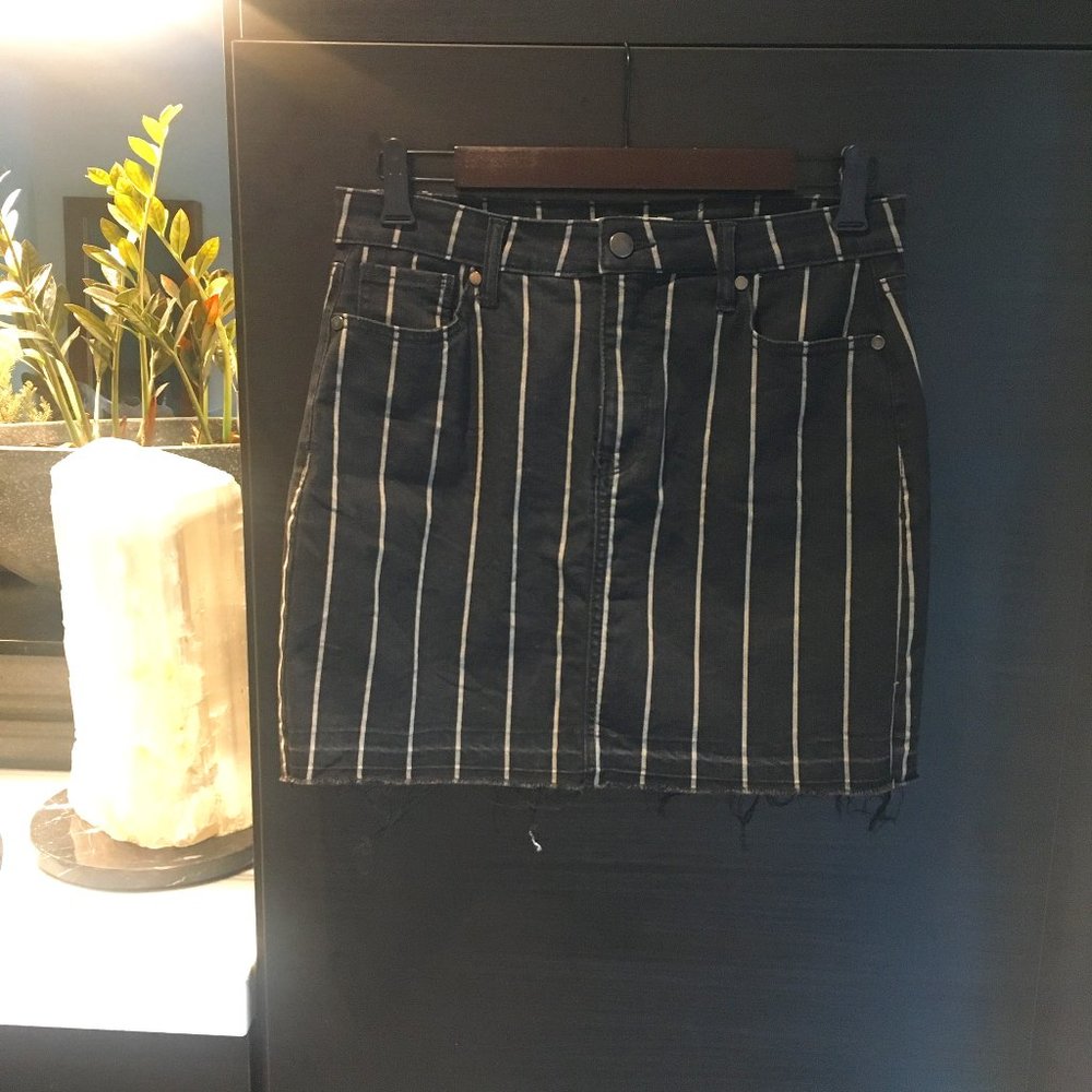 Tinsel (29) Black Denim Mini Skirt with Grey Vertical Stripes and Raw Edge Hem